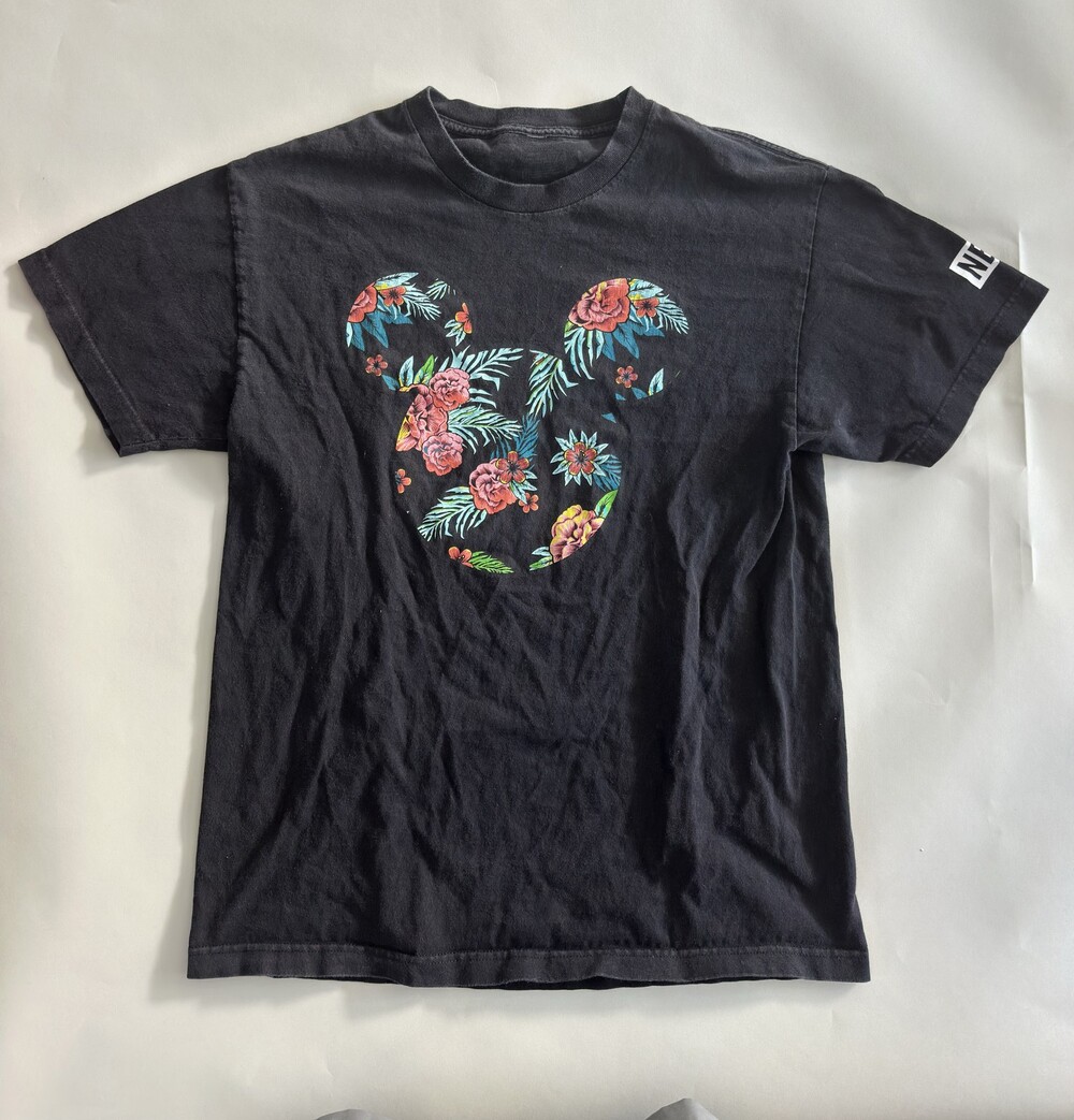 Disney Neff Shirt Mens Large Black Floral Mickey Mouse Graphic Crewneck Tee